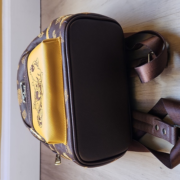 Loungefly Disney Winnie the pooh Autumn Leaves Mini Backpack - Picture 7 of 10